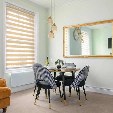 Cosy Flat 5 Min From Holland Park Station! London Lägenhet Exteriör bild