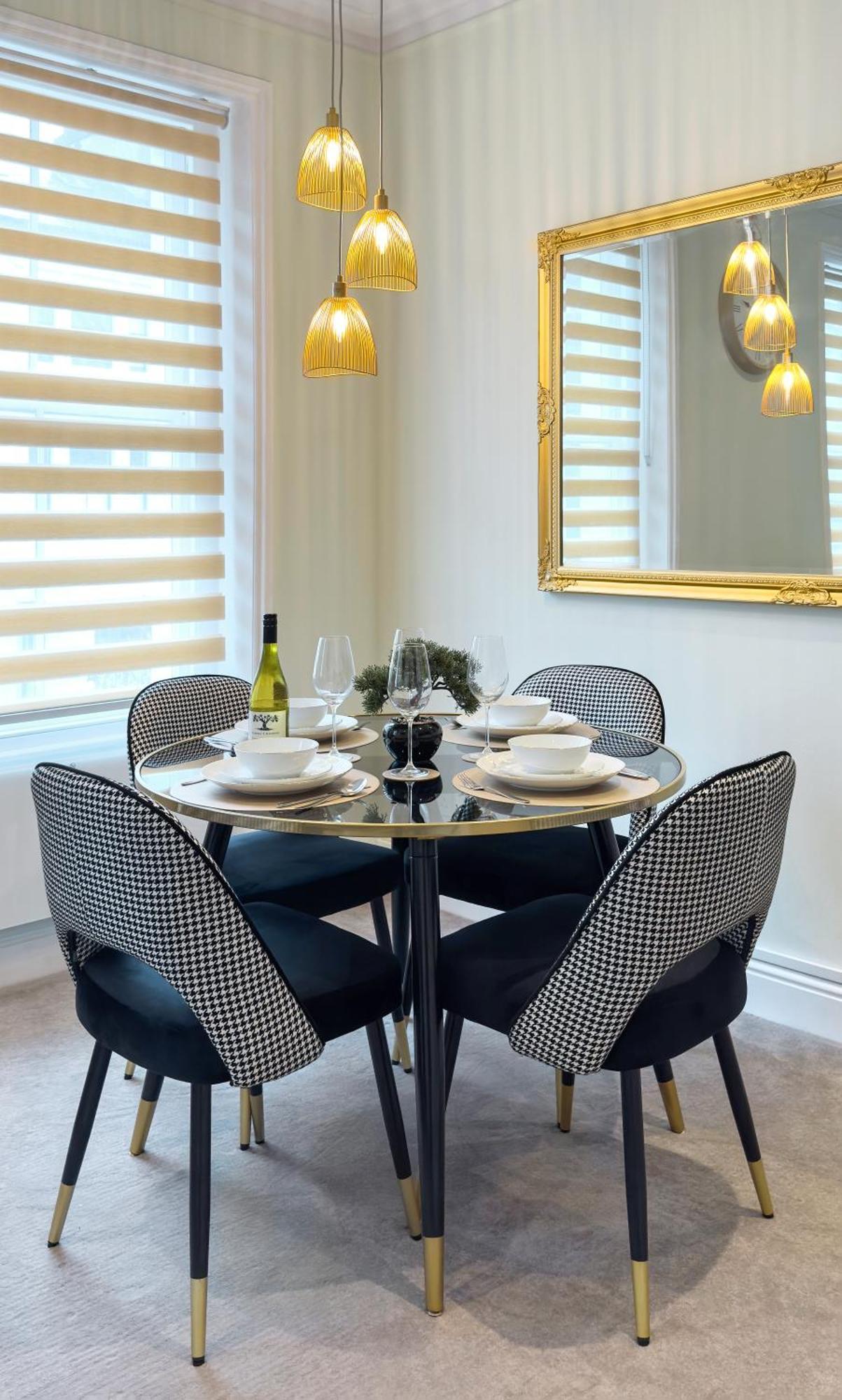 Cosy Flat 5 Min From Holland Park Station! London Lägenhet Exteriör bild