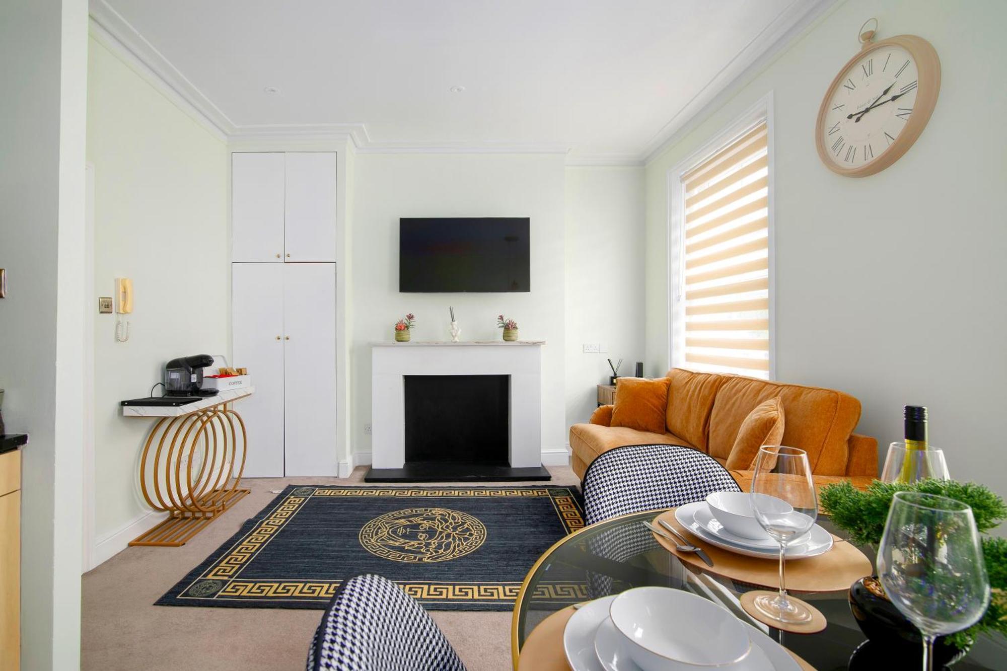Cosy Flat 5 Min From Holland Park Station! London Lägenhet Exteriör bild